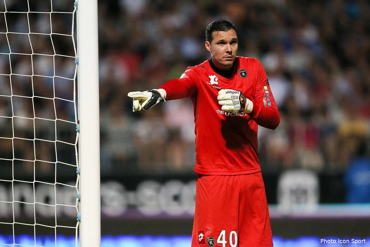 pele et l om font piquer une grosse colere a bastia iconsport vmi 110515 89 70114197