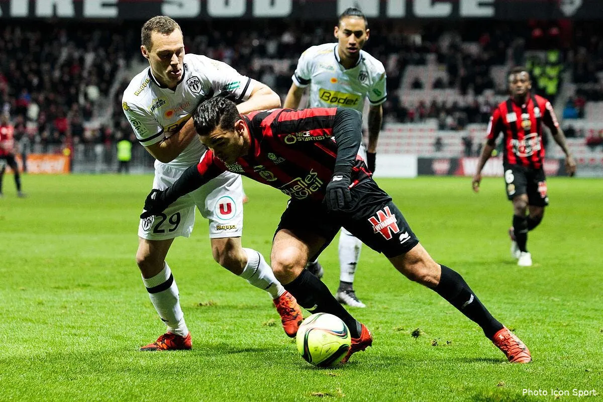 penalty ou pas angers n y comprend plus rien iconsport mag 150116 02 04130709