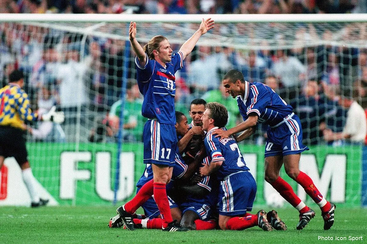 petit monte au creneau et reclame du respect chez les bleus iconsport spr 080798 43 5132832