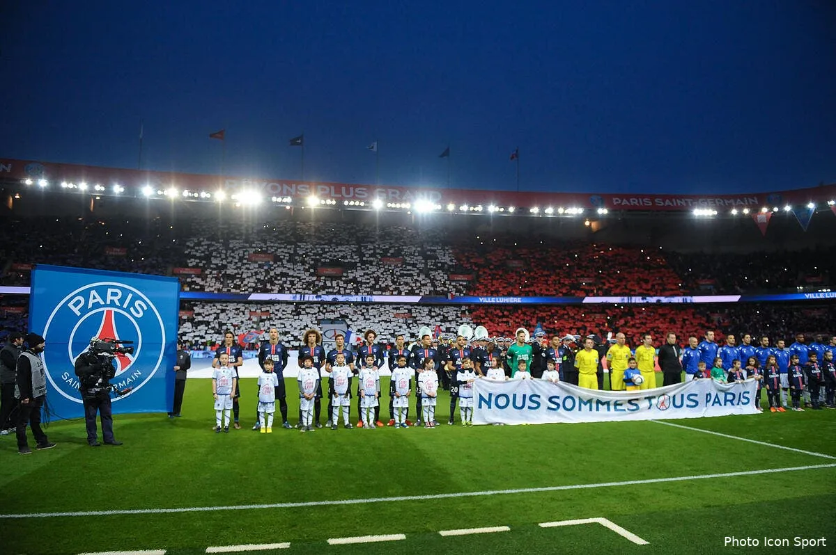 phi collins ou o ville lumiere le psg ne se mouille pas iconsport fer 281115 10 10131341