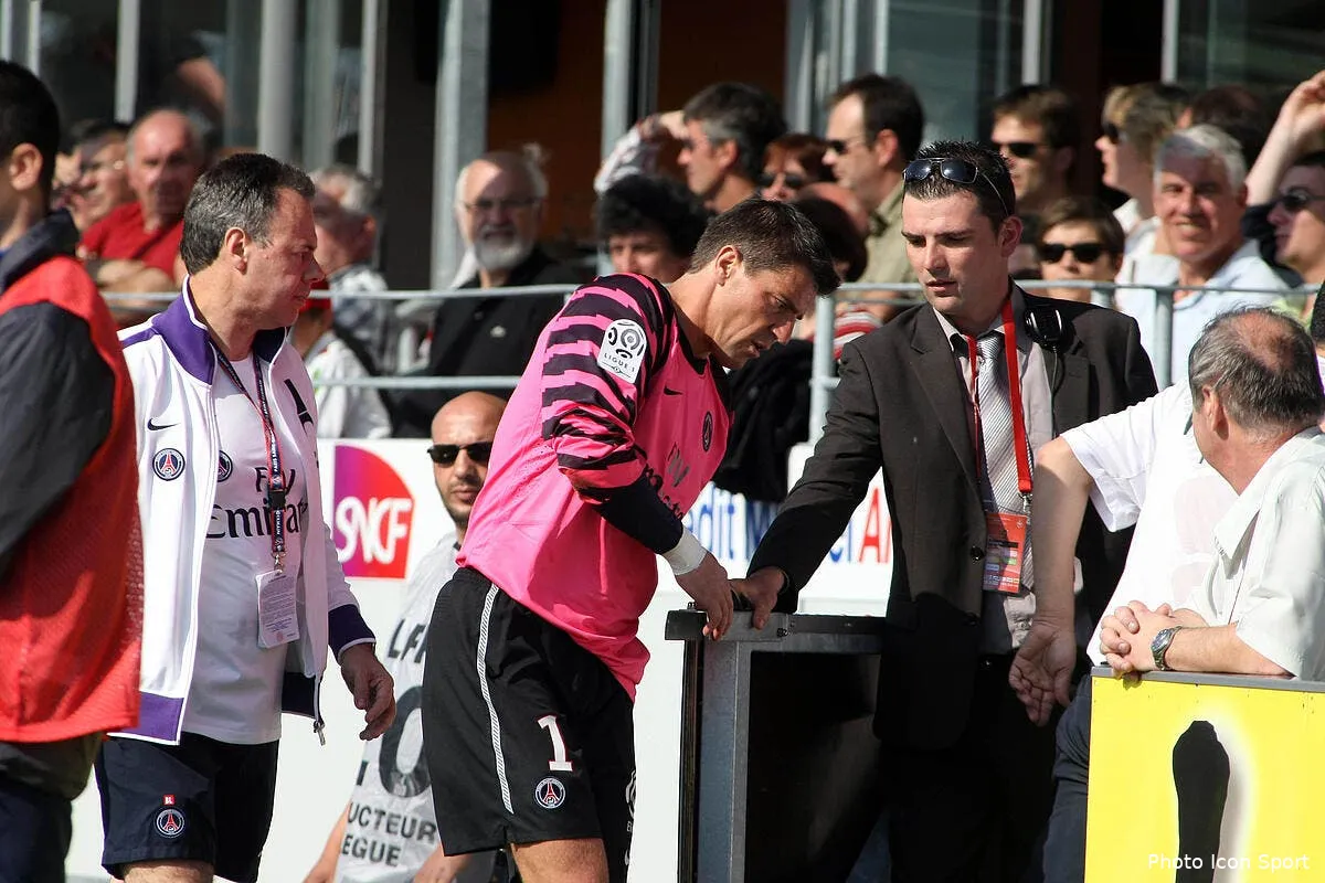 photo coupet la blessure qui fait mal au psg iconsport tra 240411 01 1318478