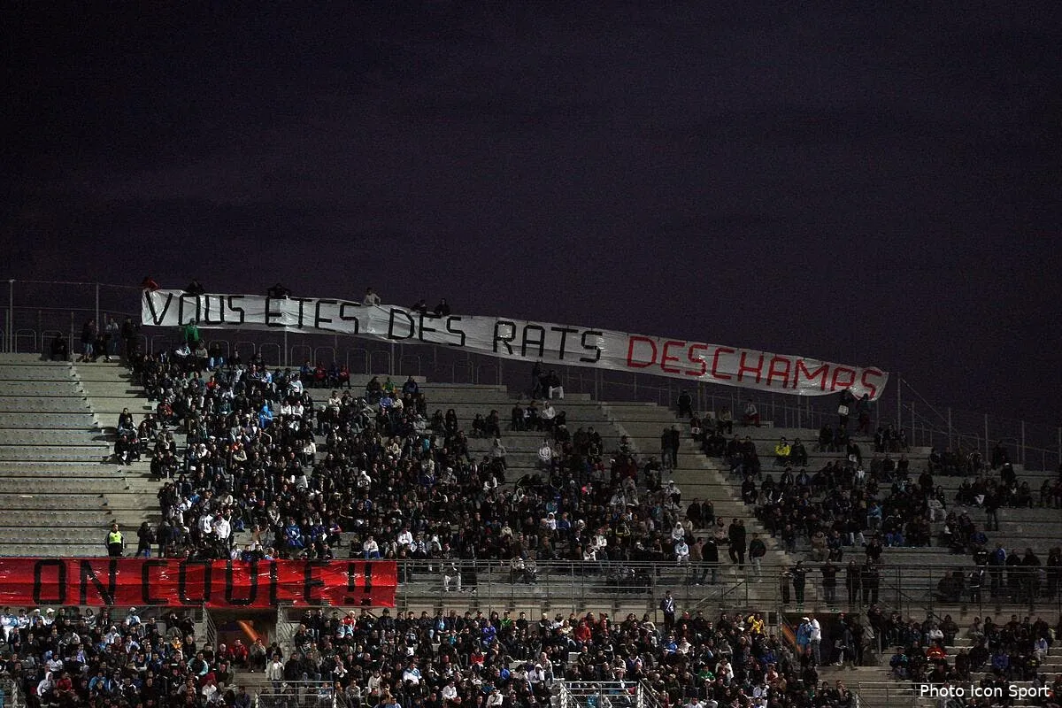 photo deschamps en prend pour son grade au velodrome iconsport guy 221011 01 1326311
