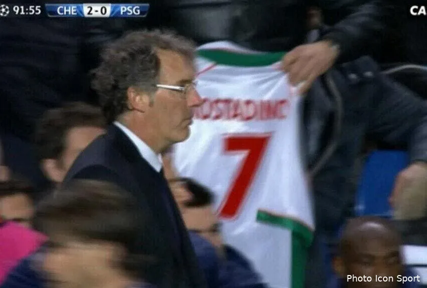 photo et en plus laurent blanc a eu droit a ca kostadinov80393