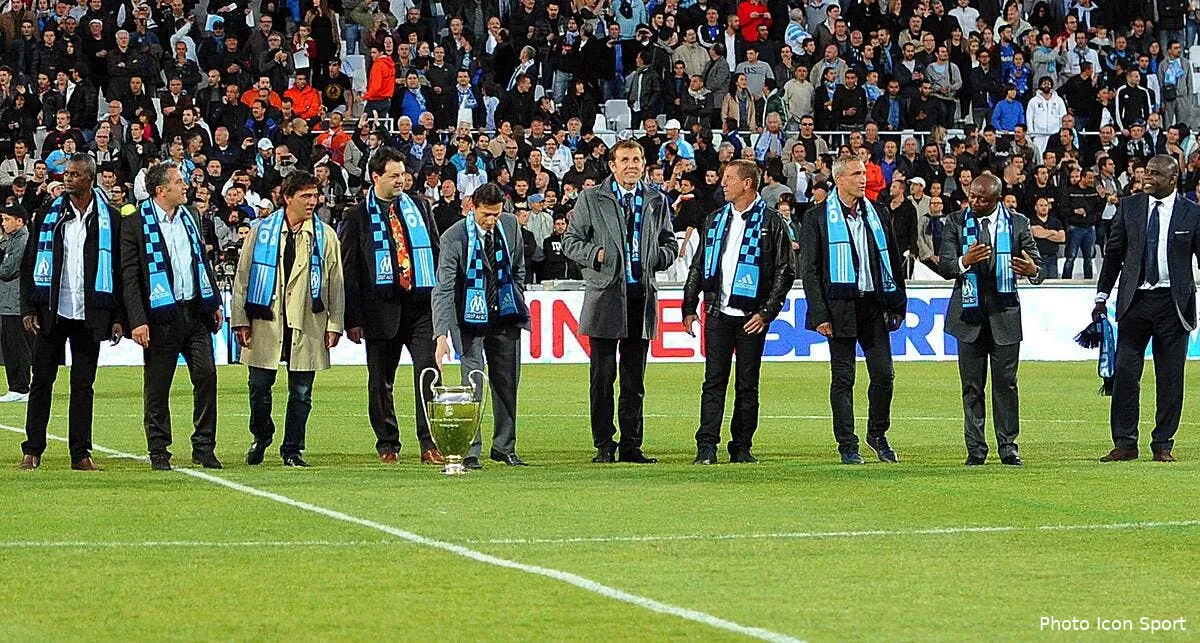 photo l om celebre ses heros de 1993 ldc58081