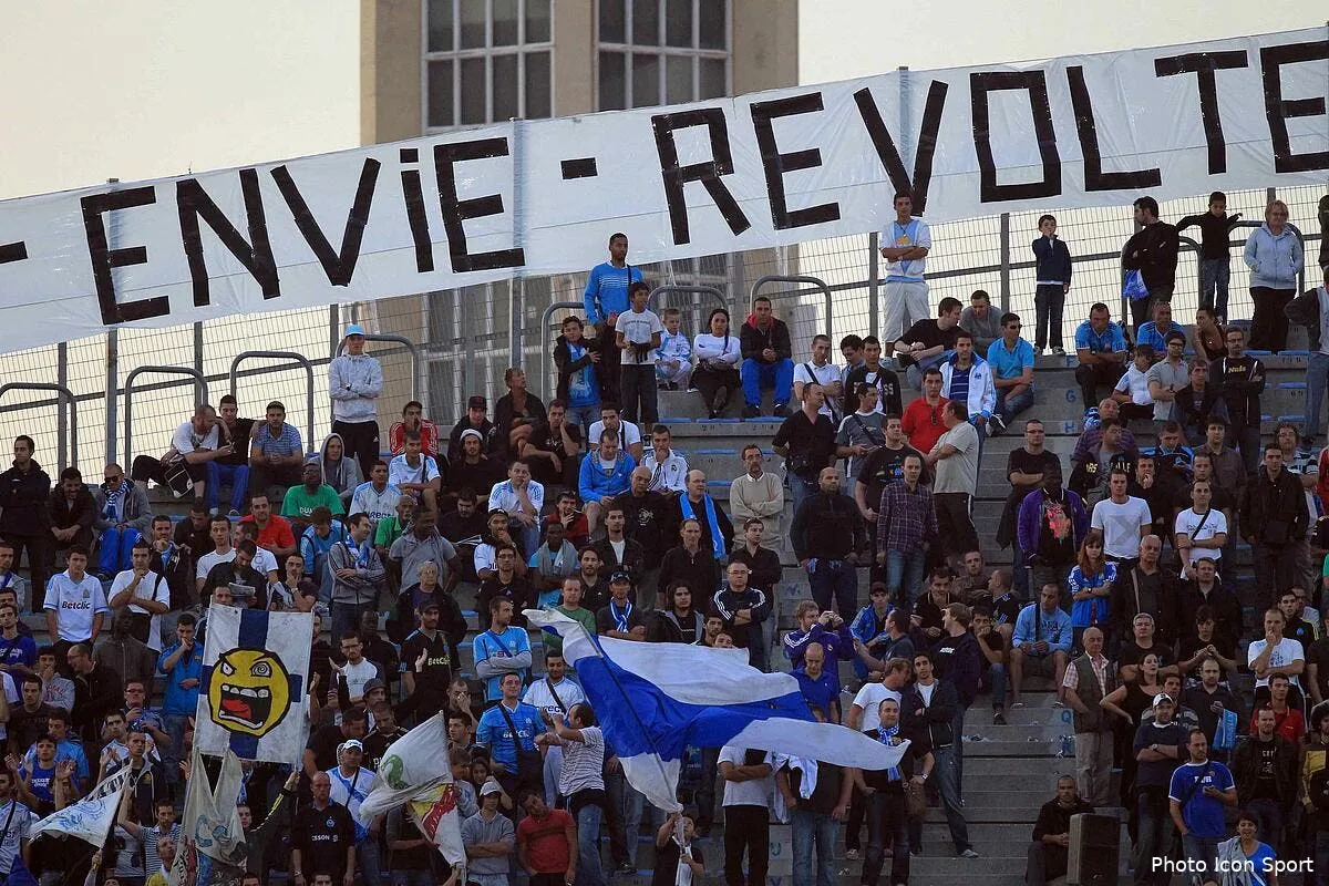 photo la petite colere du velodrome contre l om iconsport blo 210911 01 0125003