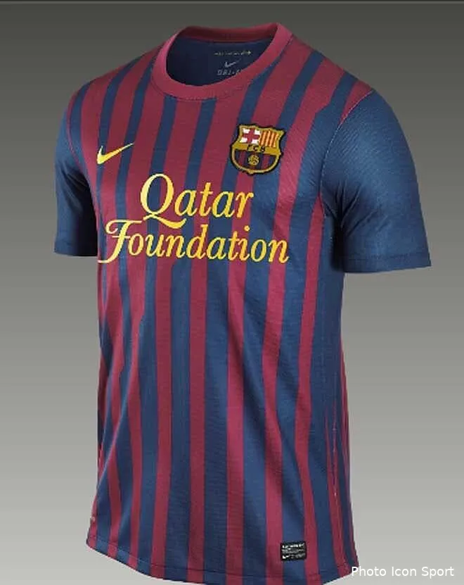 photo le nouveau maillot historique de barcelone 1305481727 extras albumes 019453