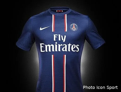 photo le psg devoile son nouveau maillot 2012 13 ligue 1 un psg plus bleu que les bleus 26526935681
