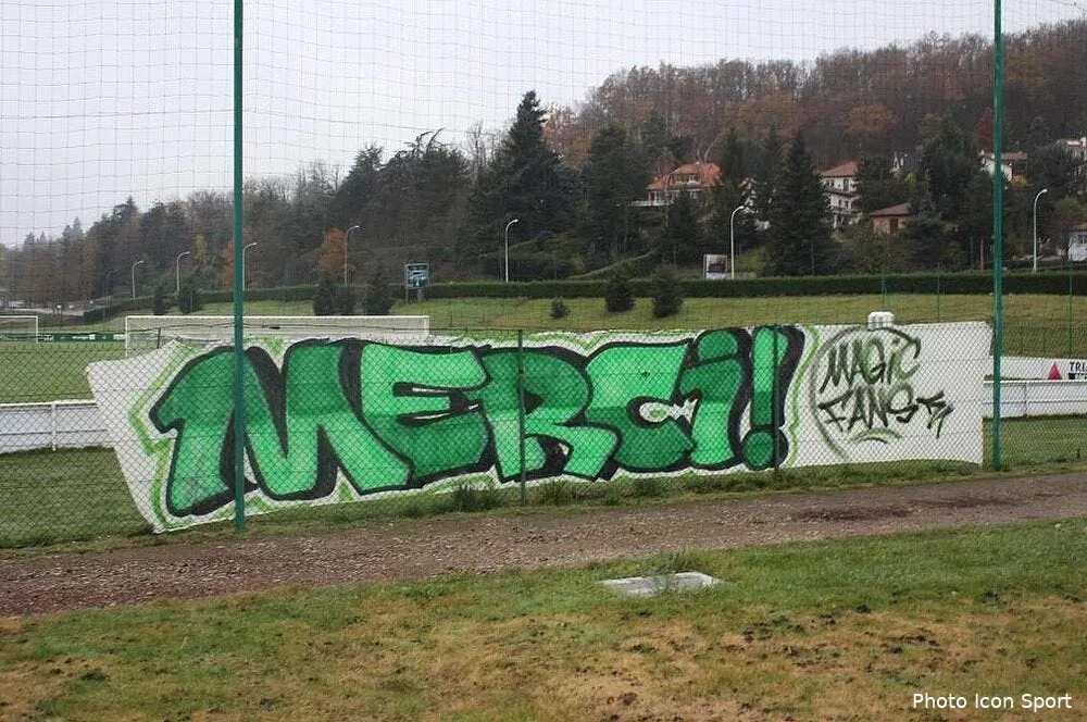 photo les supporters disent merci apres asse ol asse98213