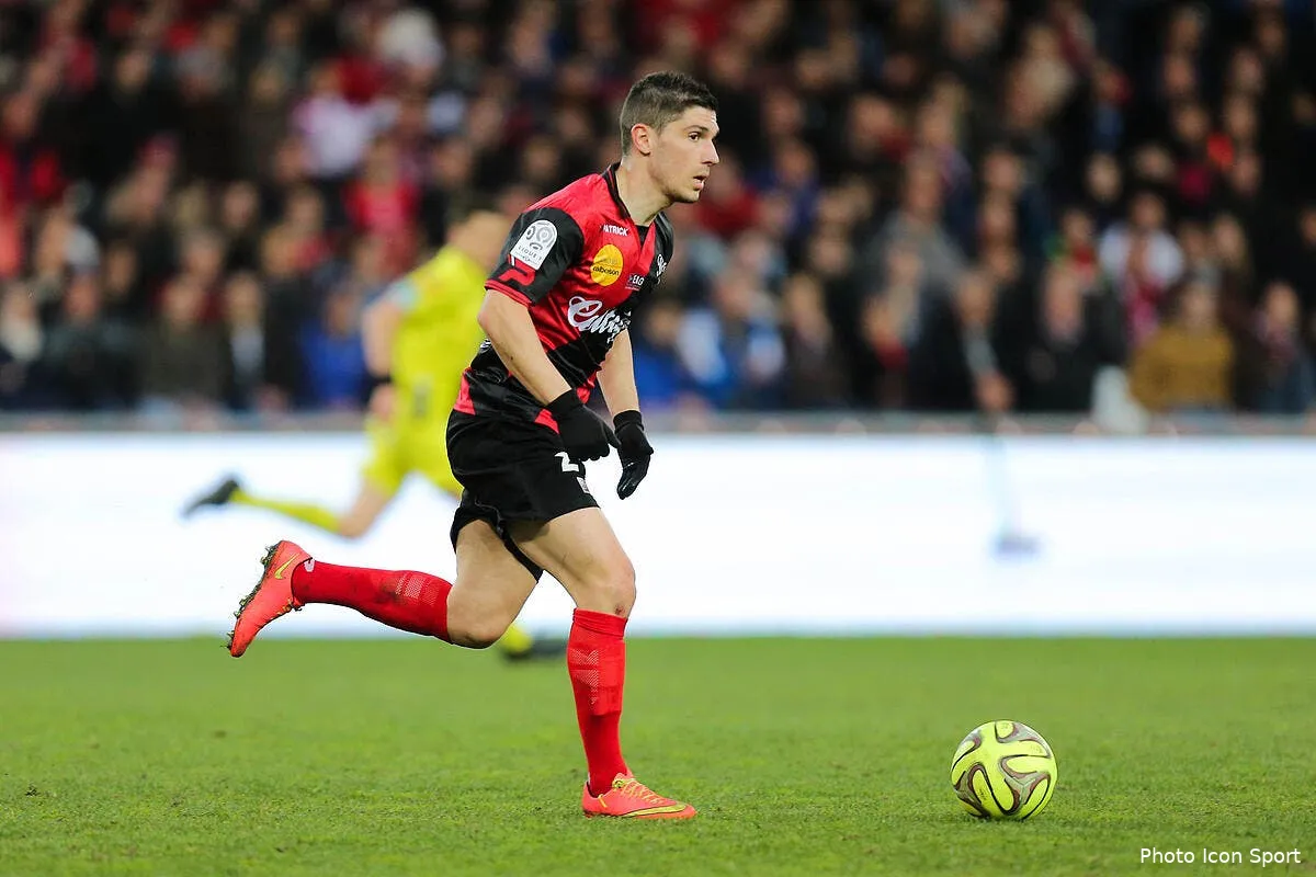 pied flatte l ol avant de vouloir le fouetter iconsport vmi 080315 08 28107945