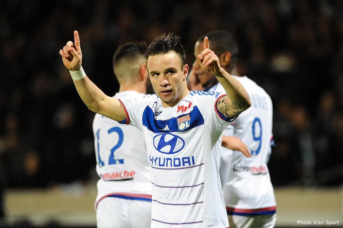 pierre menes pense que ca ca coince encore a l ol iconsport jpt 231015 08 01123867