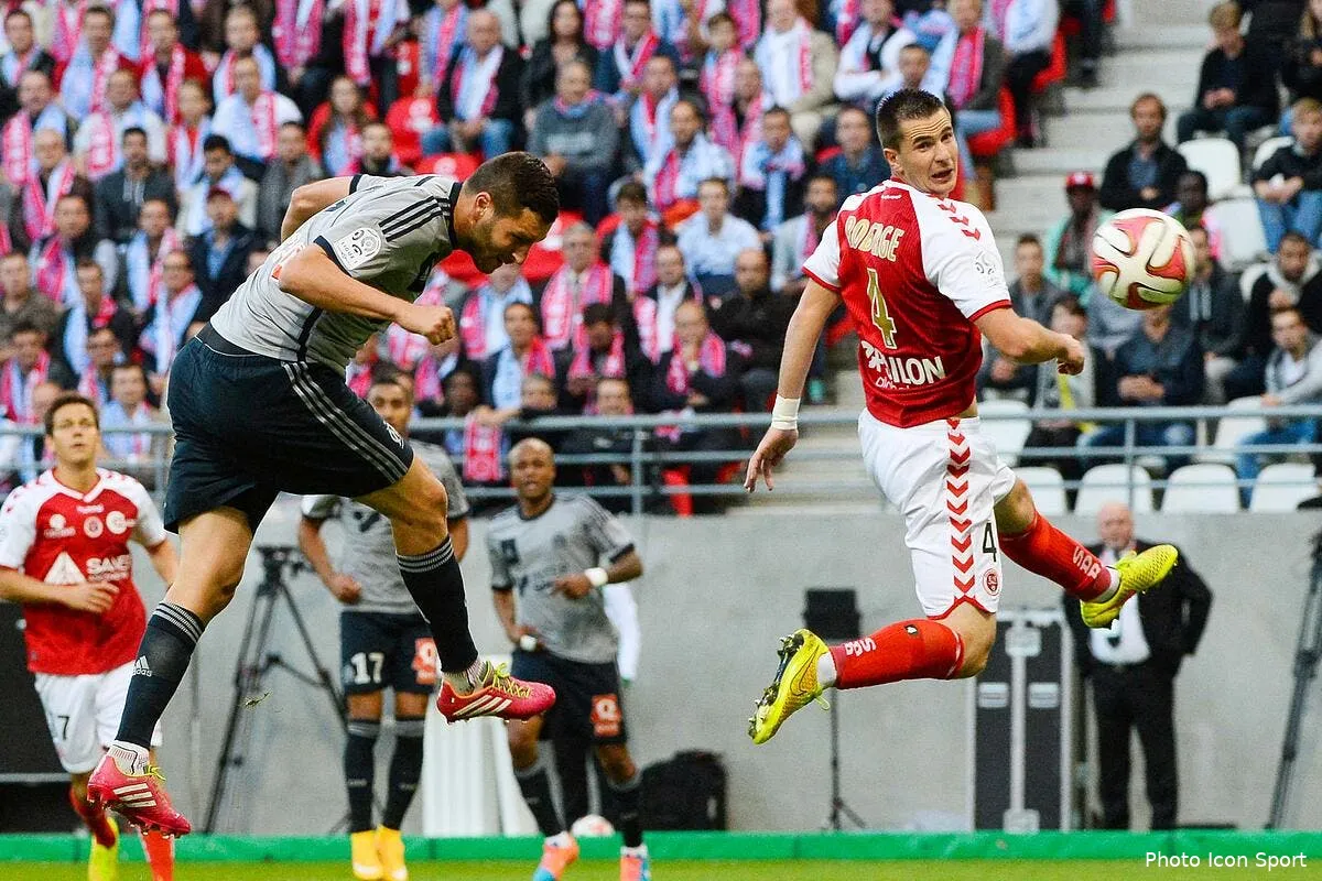 pierre menes propulse gignac en equipe de france iconsport pet 230914 01 0292785