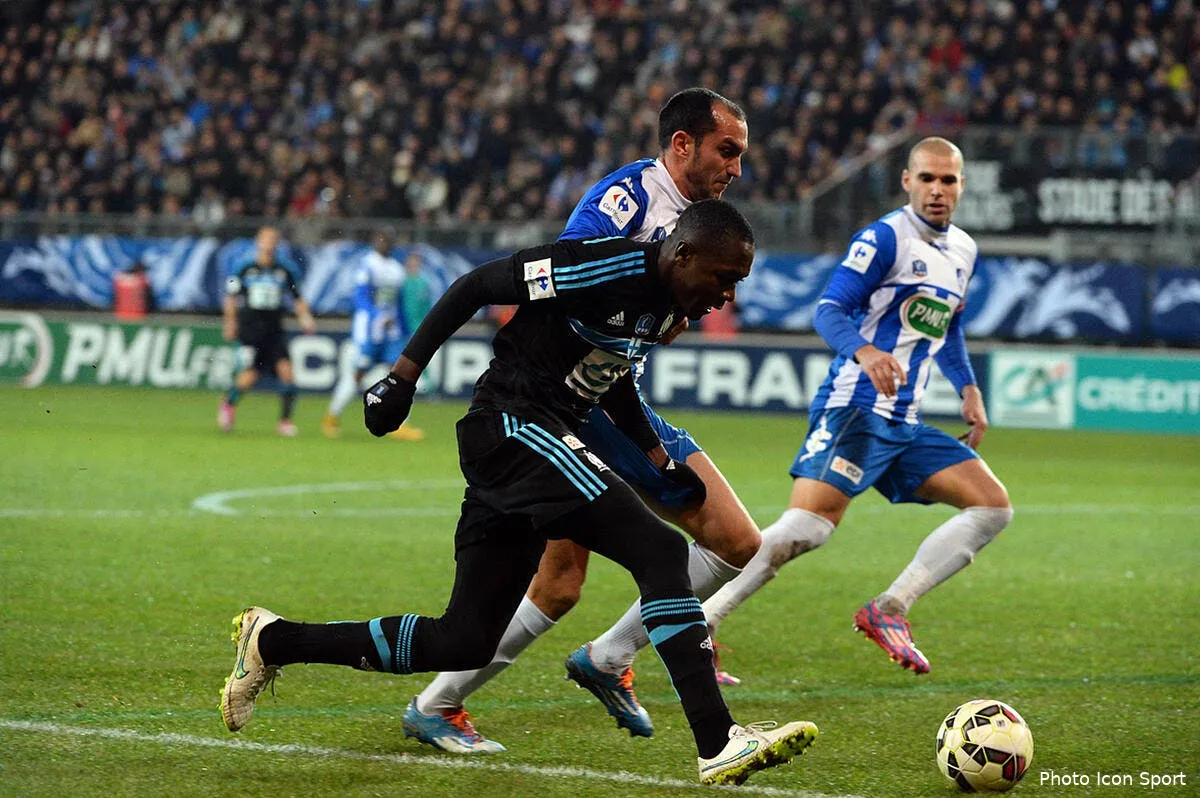 pierre menes voit du foutage de gueule a l om iconsport pet 040115 01 04100821