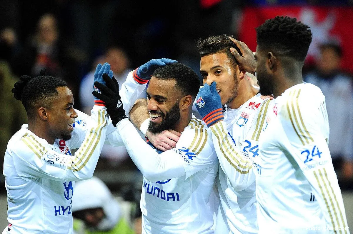 pierre menes voit un 3 0 assez flatteur pour l ol face a bordeaux iconsport jpt 030216 05 32132597