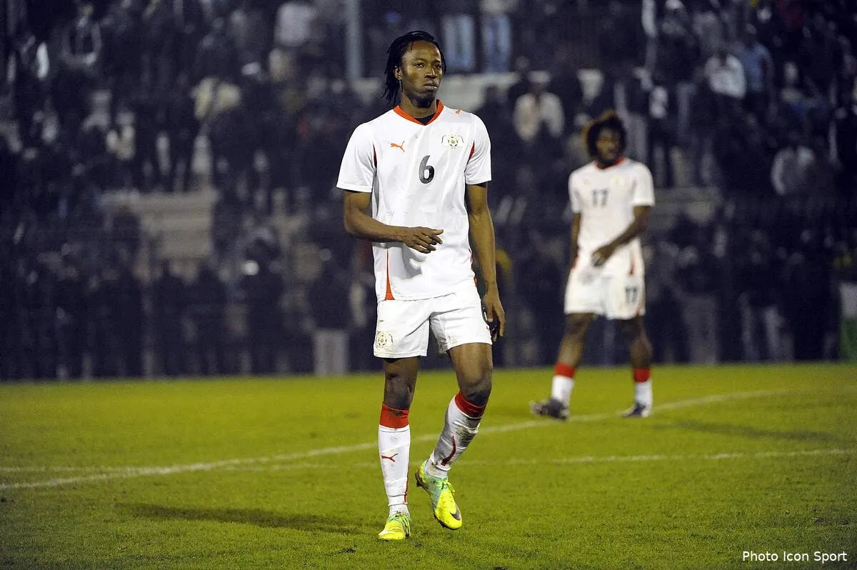 pitroipa kone kabore avec le burkina pour la can iconsport por 111111 94 2029490