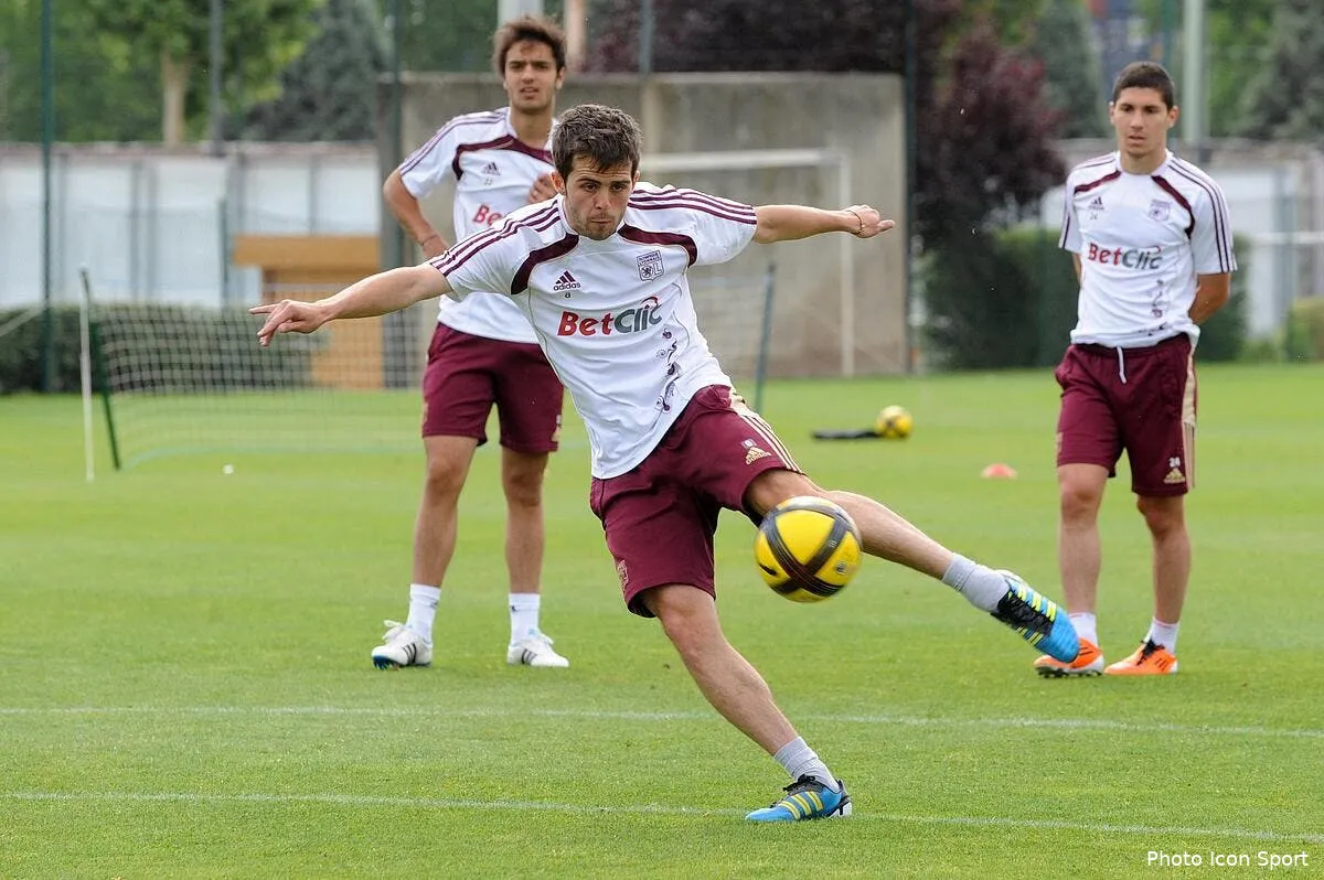 pjanic compte bien rester et s imposer a l ol iconsport jpt 270511 05 2921295