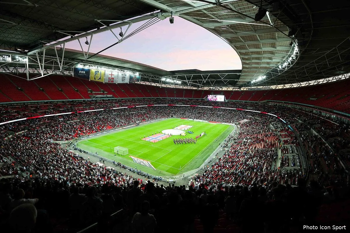 pl 4 matchs par jour a wembley l idee so british pour finir la saison icon spi 030914 08 03282757