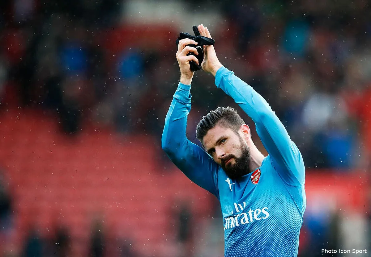 pl c est la femme d olivier giroud qui fera le choix au mercato iconsport icon spi 101217 11 01204591