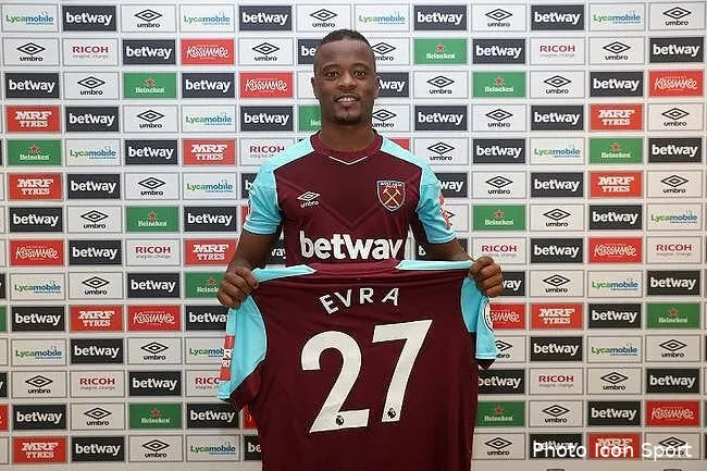 pl rothen revele pourquoi evra c est et l extraterrestre officiel patrice evra signe a west ham pour 6 mois evra726 209291209547