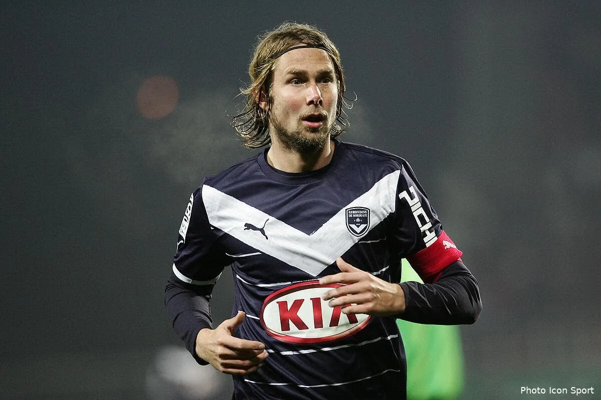 plasil decouvre le mauvais cote du brassard a bordeaux iconsport mrv 191111 88 2130648