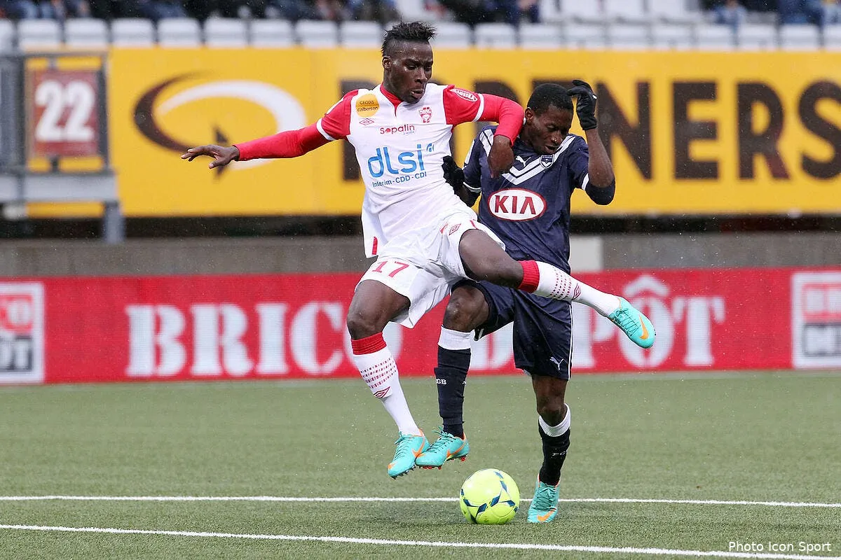 poko est tombe dans le panneau avec bordeaux iconsport mar 161212 89 0745689