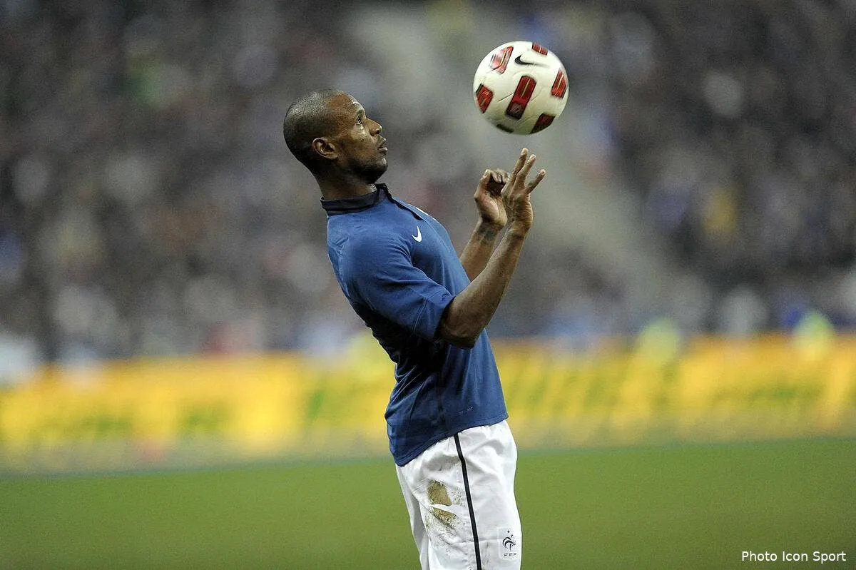 pour blanc abidal est toujours le numero un iconsport per 090211 07 2820137