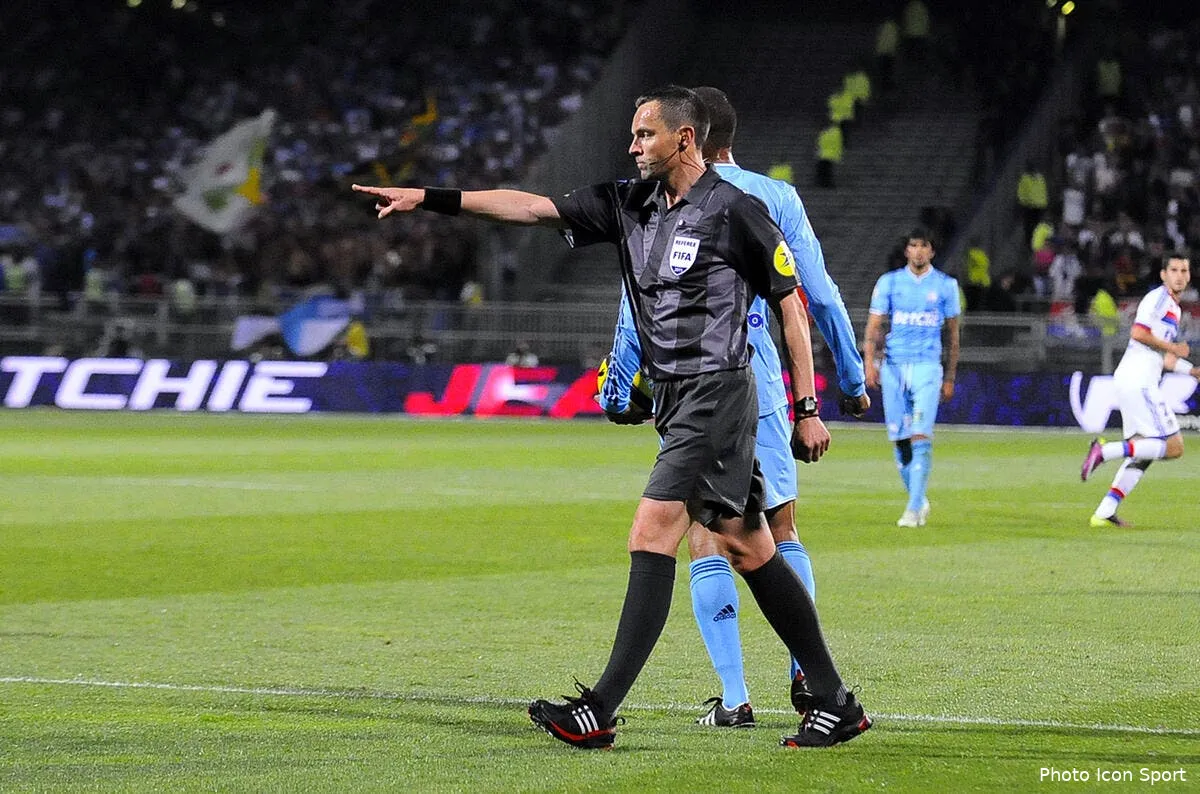 pour deschamps l arbitrage a pese lourd dans le sprint final iconsport noe 080511 31 1419570