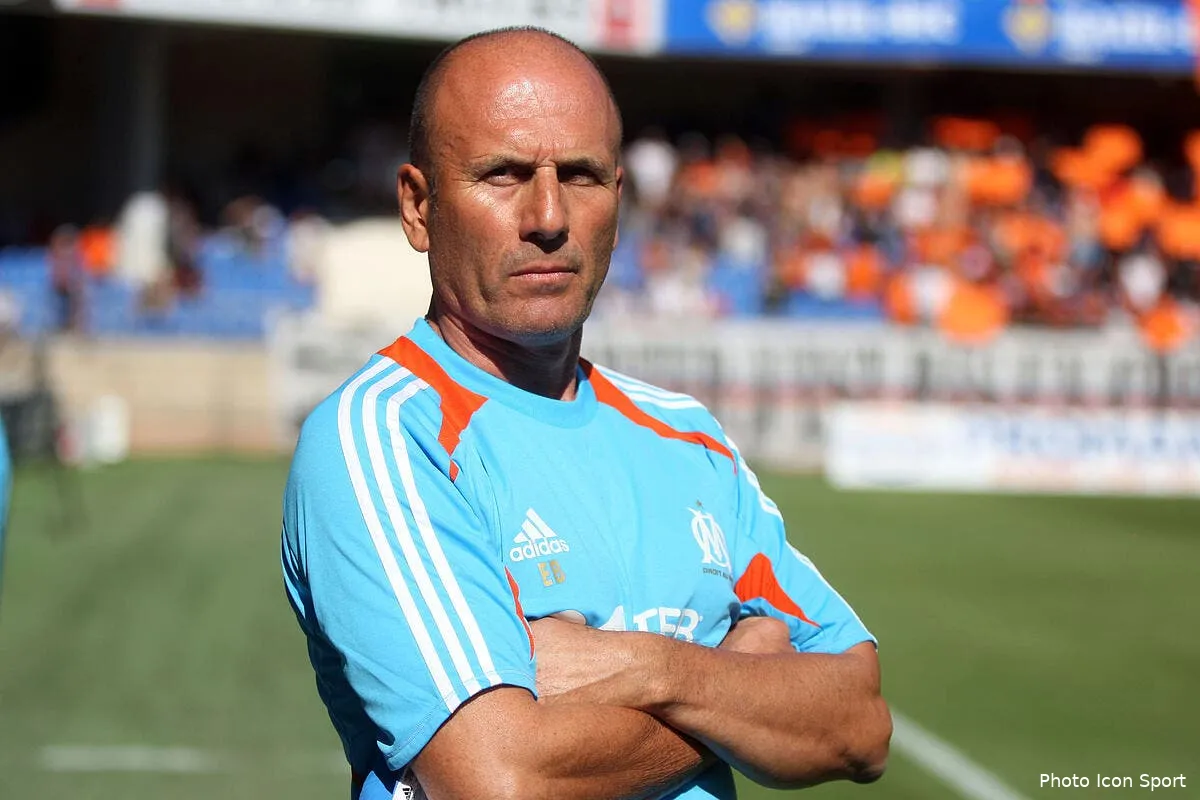 pour elie baup le mercato de l om est loin d etre boucle iconsport guy 260812 08 21 139195