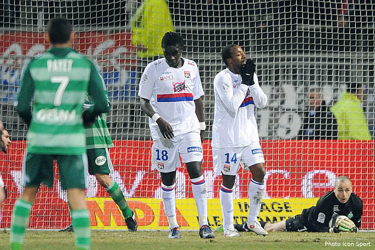 pour govou l avenir ideal pour gomis est a l ol iconsport jpt 130310 74 0180891