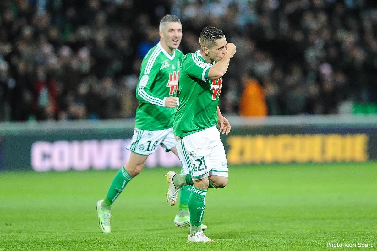 pour hamouma c etait la lucarne ou les lampadaires iconsport jpt 211214 02 0299917