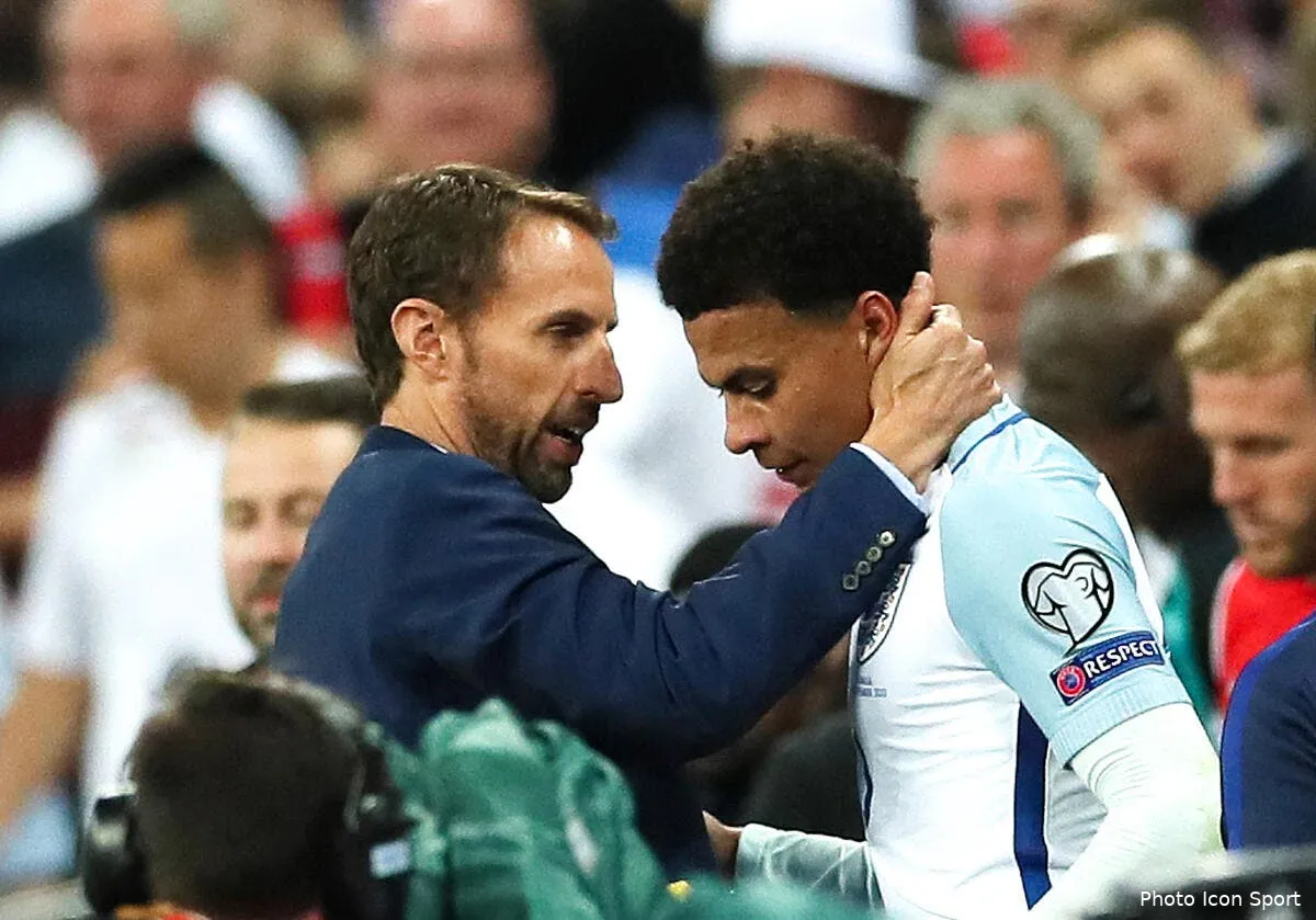 pour son doigt d honneur dele alli s en sort bien alli 1194943