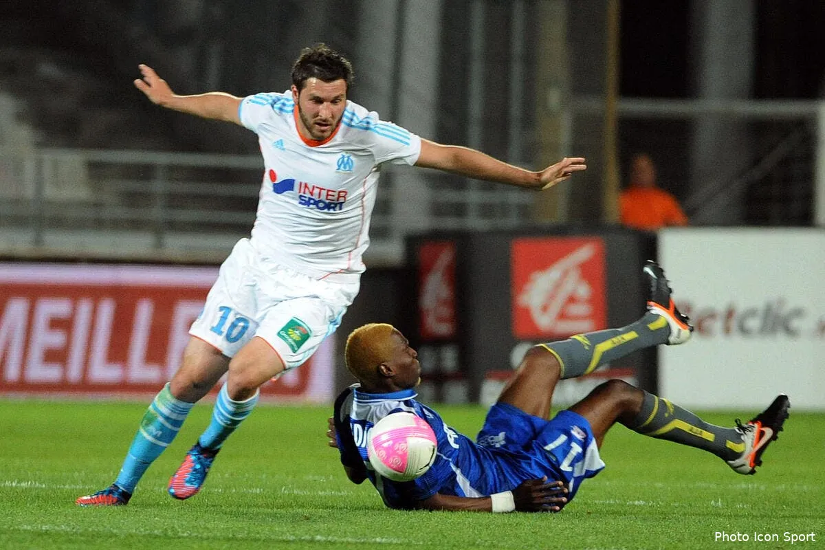 pour un don de 17 500 euros gignac capitaine de l om contre sochaux iconsport pet 130512 88 0735091
