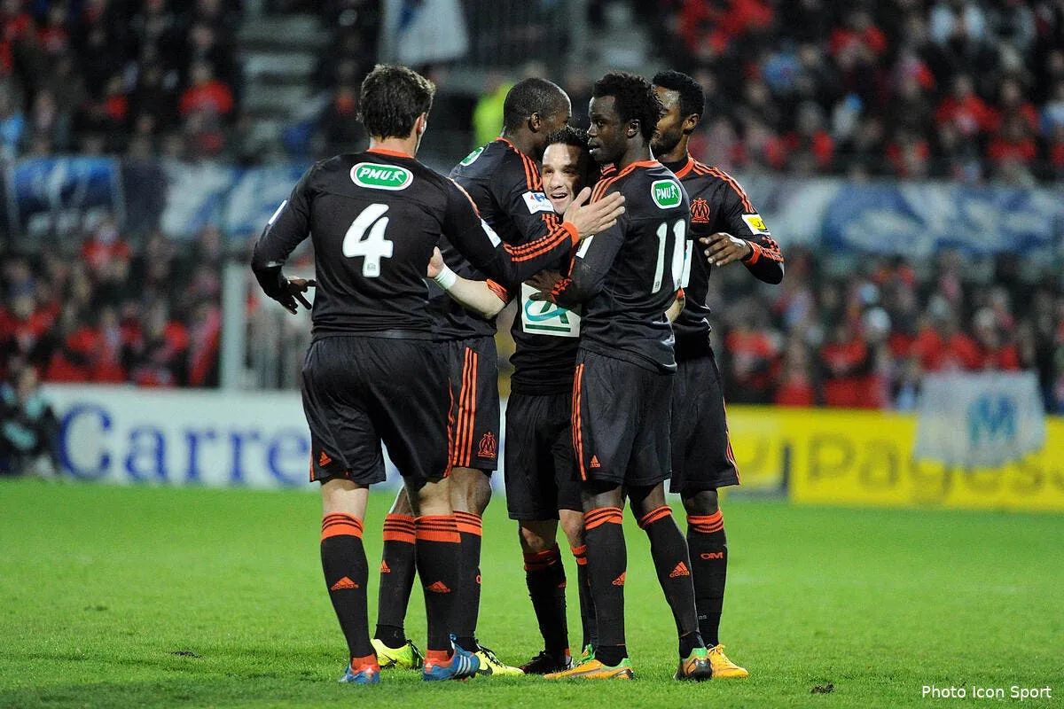 pour une fois l arbitre etait du cote de l om iconsport pet 300113 27 0448947