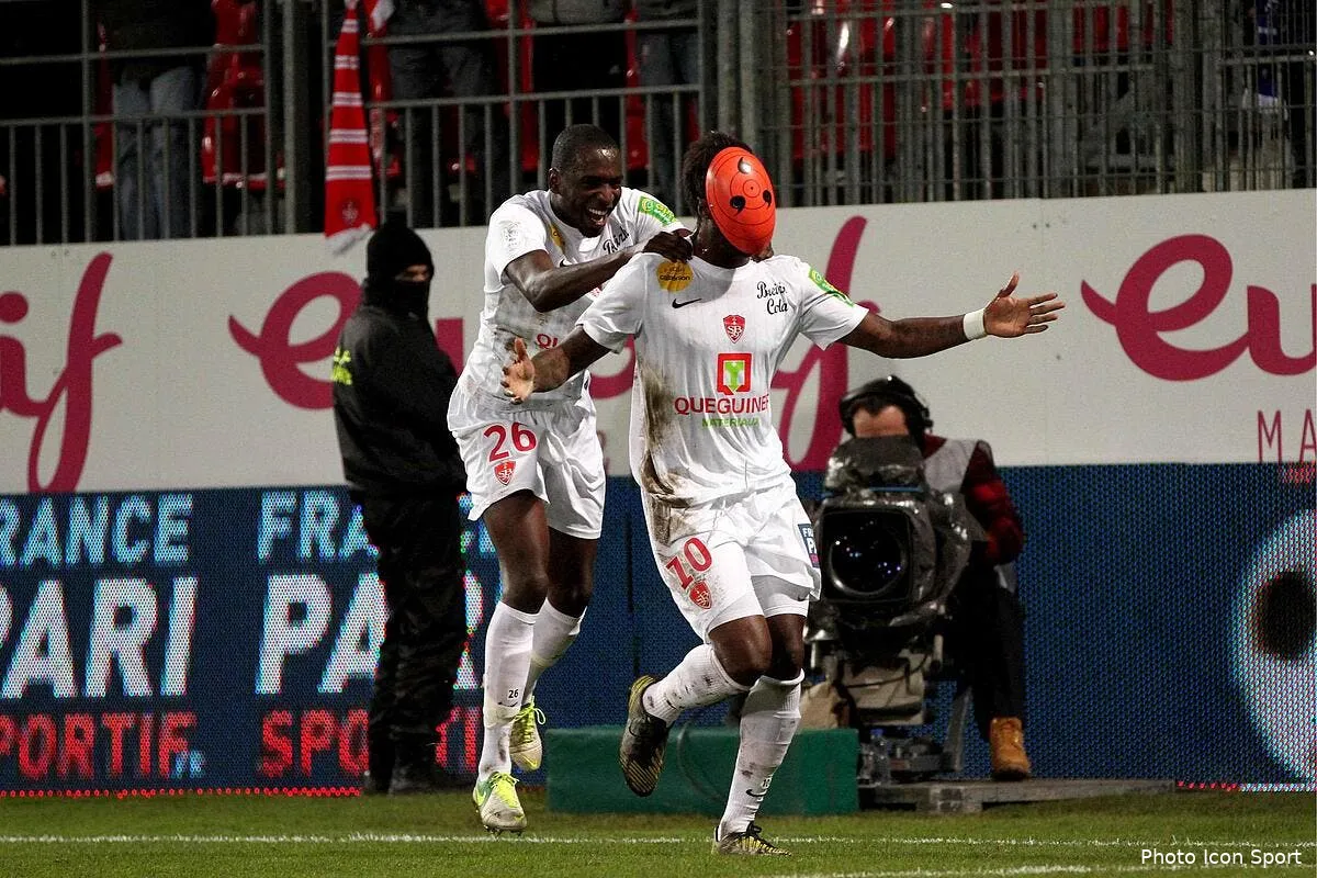 pour une fois l entraineur de brest n a pas tremble iconsport ker 171112 01 0243327