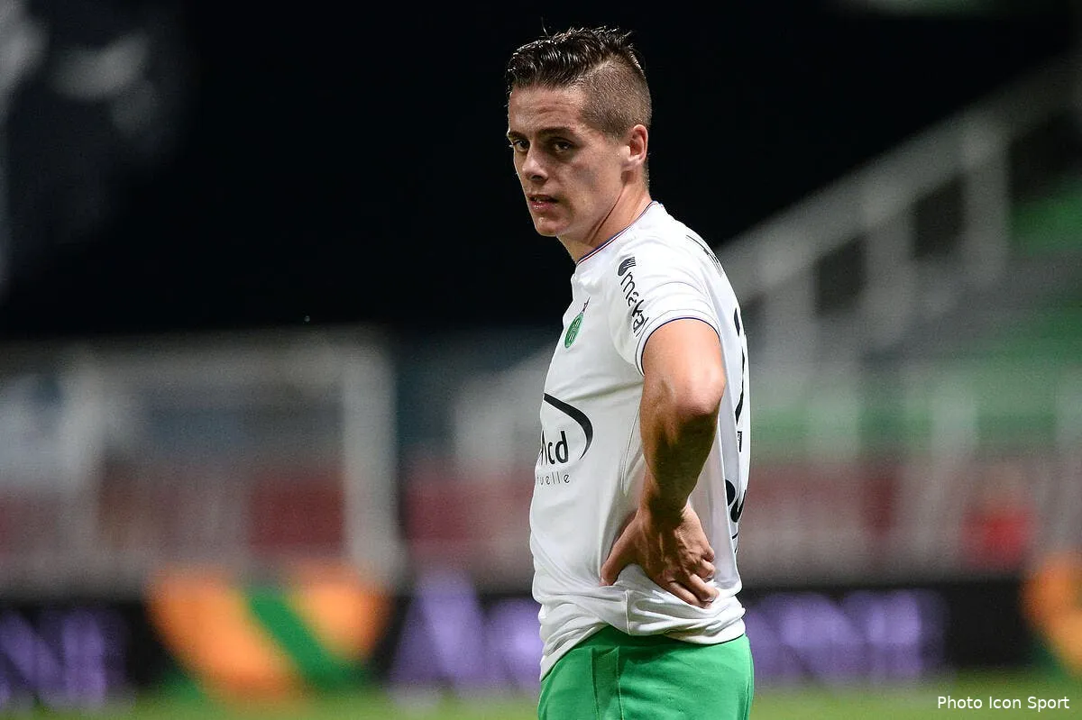 prendre des branlees a caen un joueur de l asse rit jaune iconsport nlg 230915 17 93122379