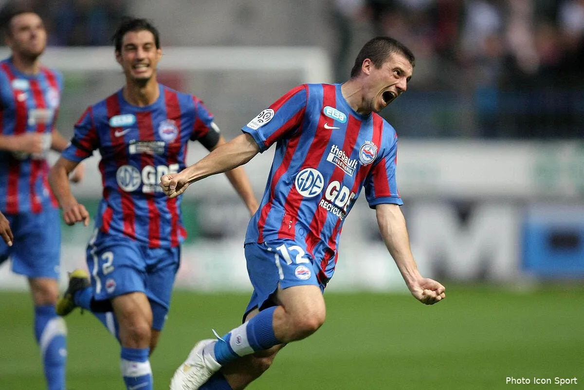 proment il faudra attendre 15 ans pour revoir un tel but iconsport vmi 060811 05 0722979