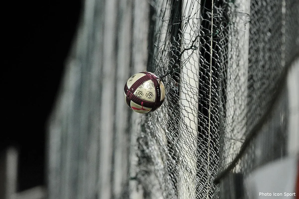 pronos01 episode 10 iconsport aim 151011 08 3926252