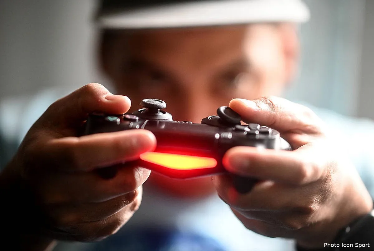 ps5 ibrahimovic zlatane la rutpure de stock icon 200402 99 569116 dpai 299689