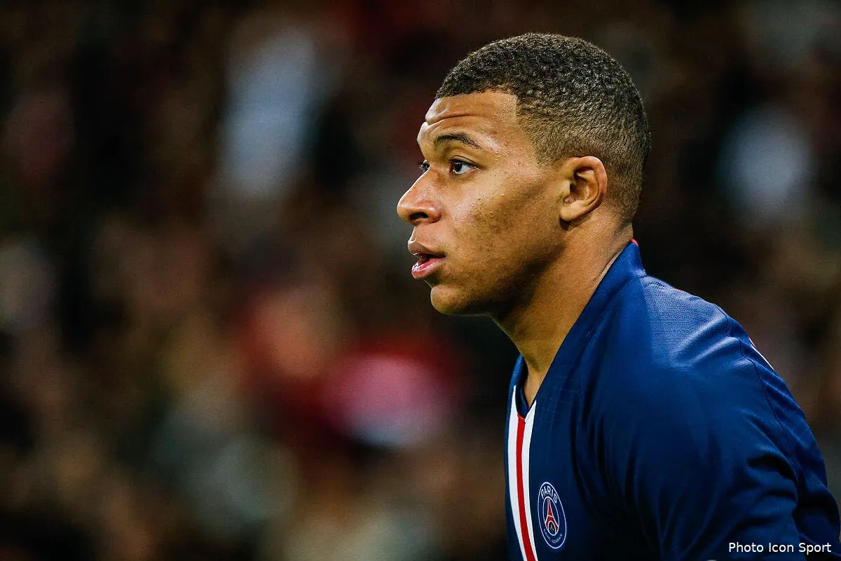 psg accuse d avoir le boulard kylian mbappe riposte icon fid 221119 08 41271063
