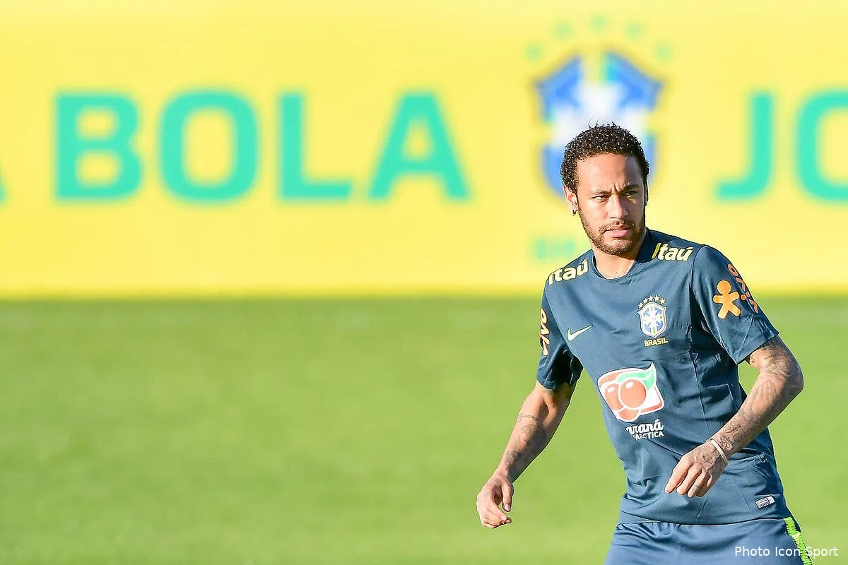 psg accuse de viol neymar entraine paris dans sa chute icon con 280519 92 01254985