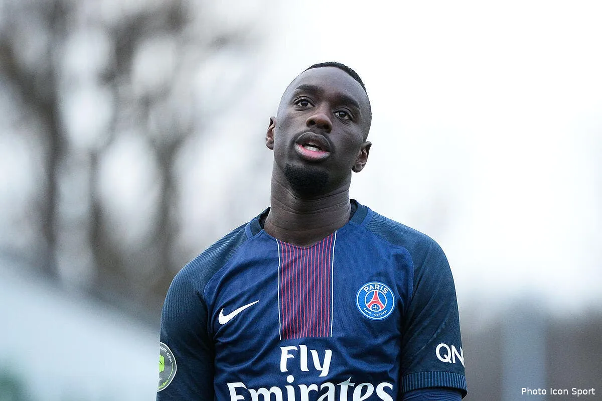 psg agace al khelaifi pousse augustin sur la voie de garage iconsport nlg 140117 17 55171542