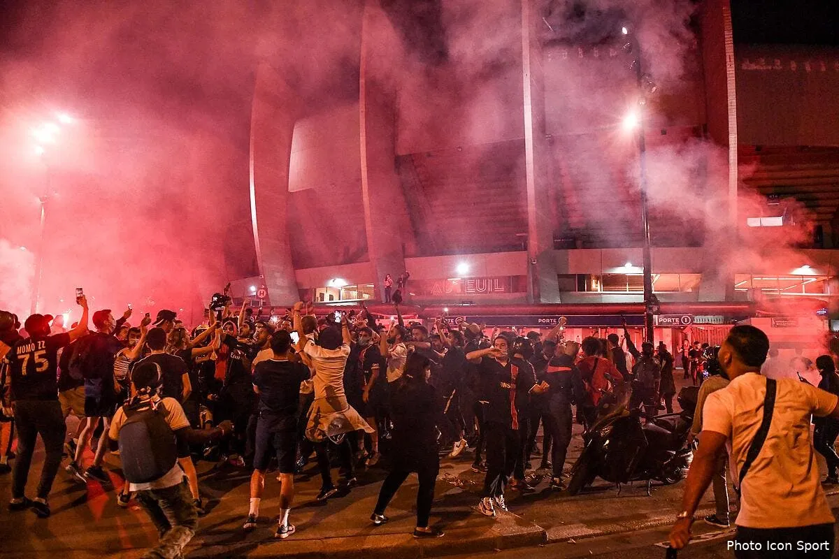 psg alerte au cluster geant chez les supporters du psg icon dib 180820 11 60292069