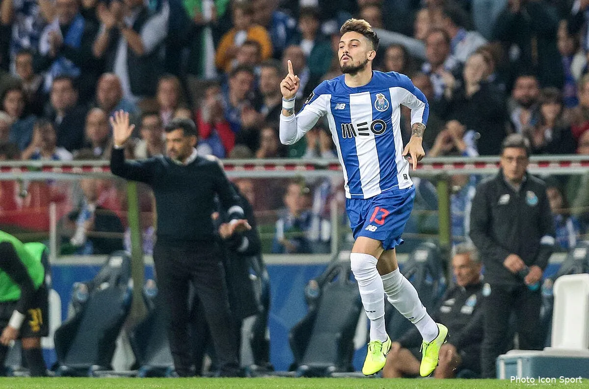 psg alex telles a paris c est loin d etre fait icon ci sports 20191027 36028859285715