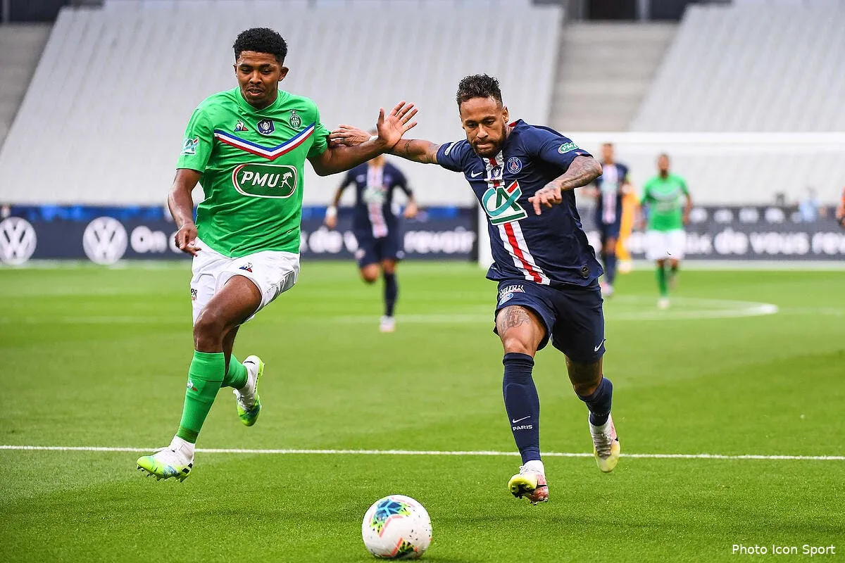 psg asse tacle assassin bagarre carton rouge le foot francais a repris icon bap 240720 93 024290045