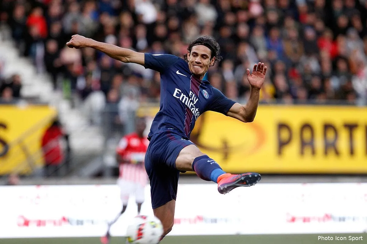 psg aucune offre de prolongation pour edinson cavani iconsport mrv 151016 97 128158288