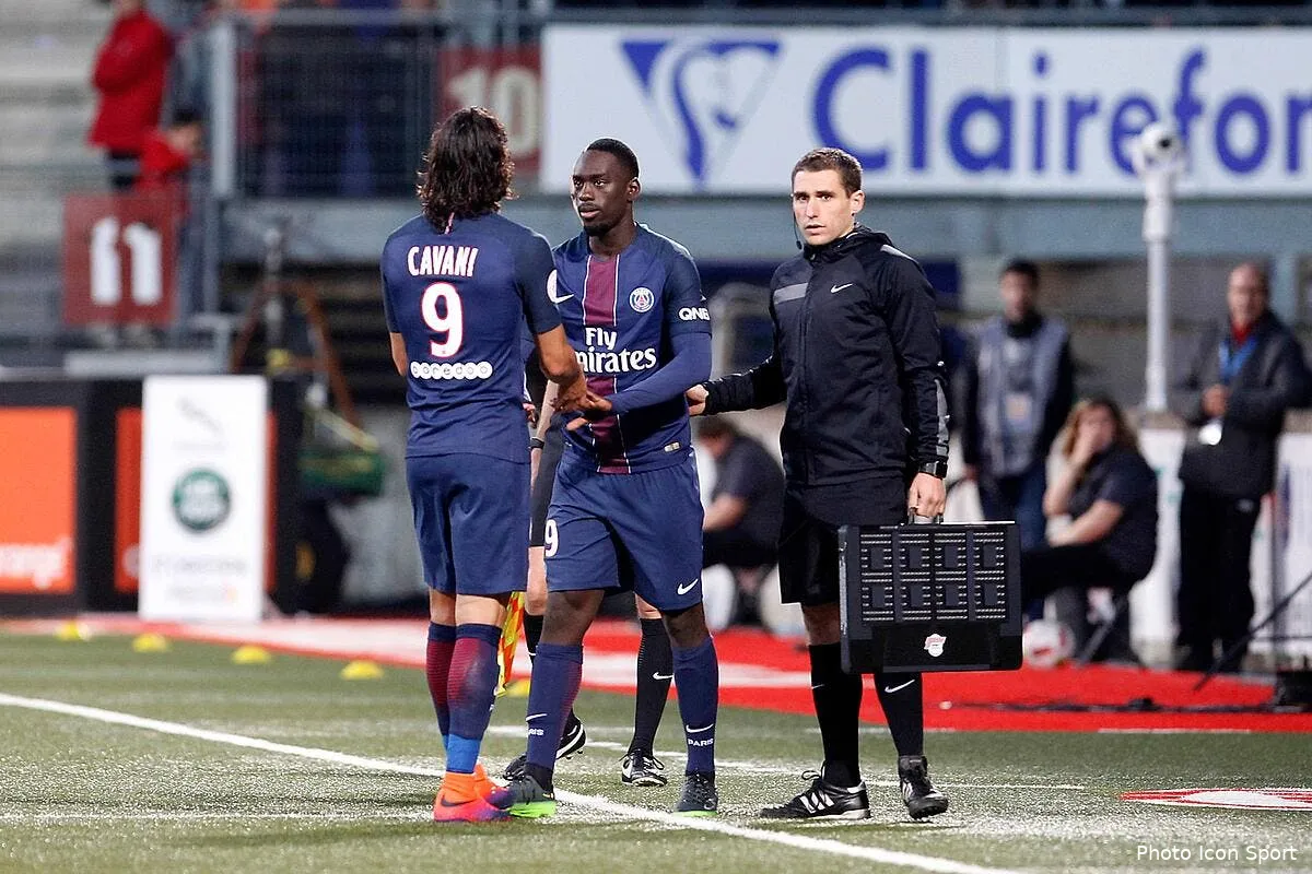 psg augustin dans l obligation de partir en pret lors du mercato iconsport mrv 151016 97 122160900