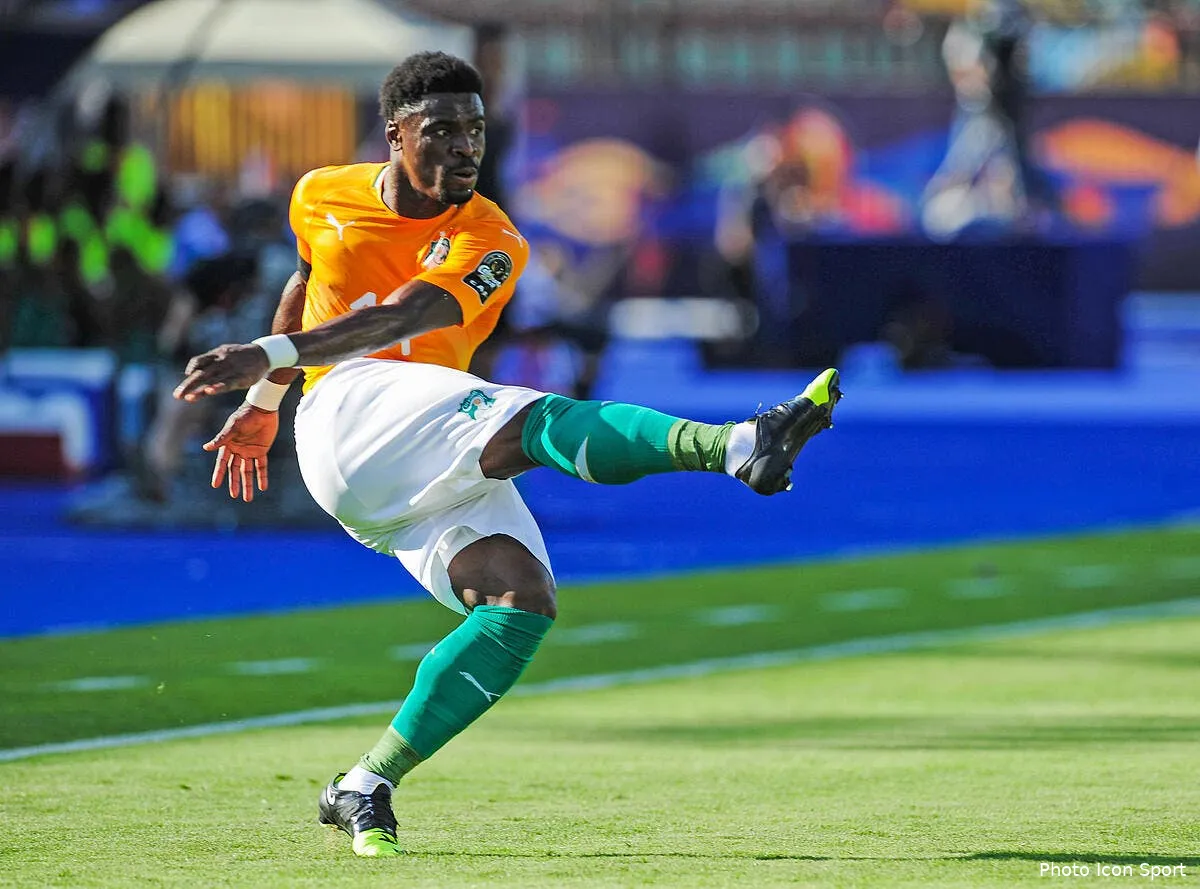 psg aurier au paris sg l idee fait son chemin icon 43739767261187