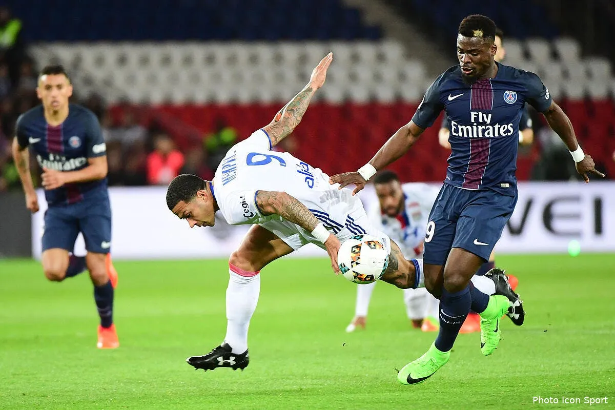 psg aurier remplacant parfait de dani alves la juve y croit iconsport win 190317 01 1058184543