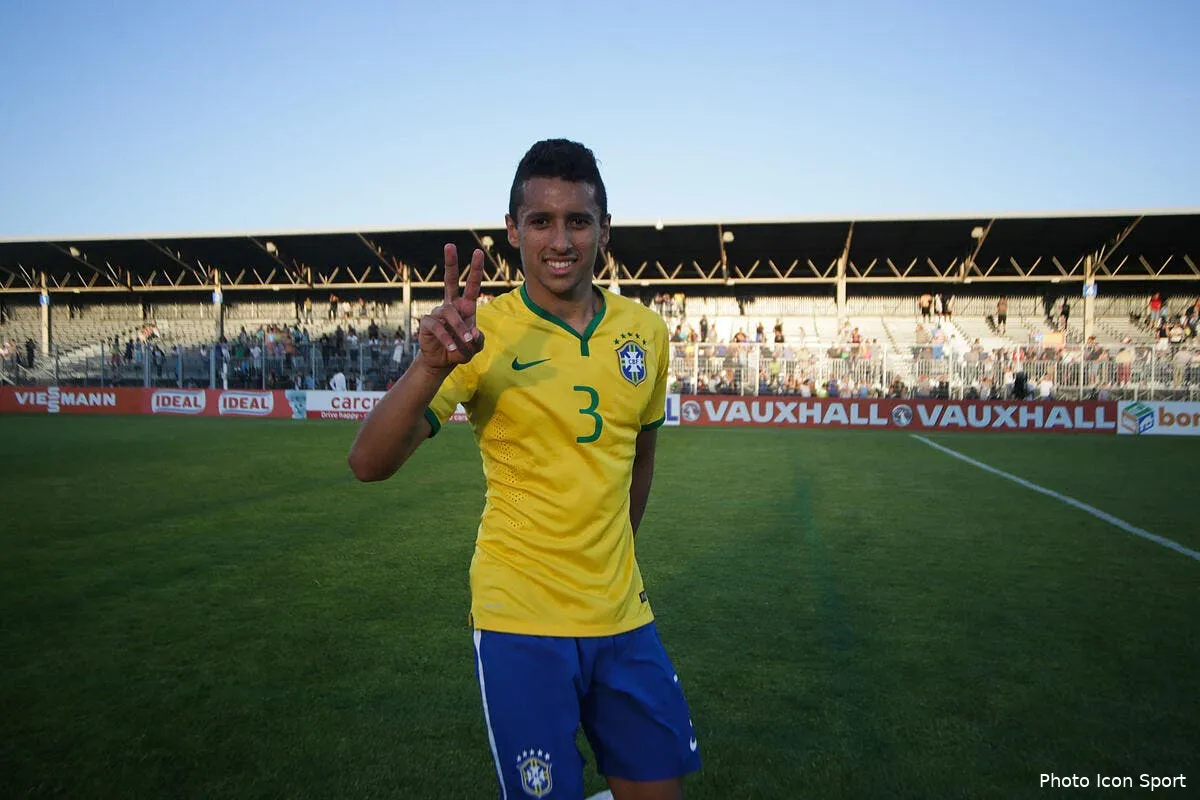 psg barca un premier hic dans l echange marquinhos alves iconsport guy 010614 02 0384389