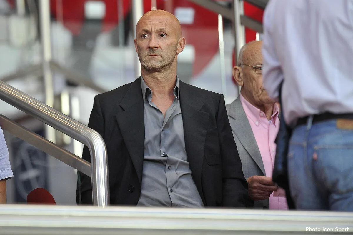 psg barthez effare par l amateurisme du psg avec ses gardiens de but iconsport noe 180813 13 115192894