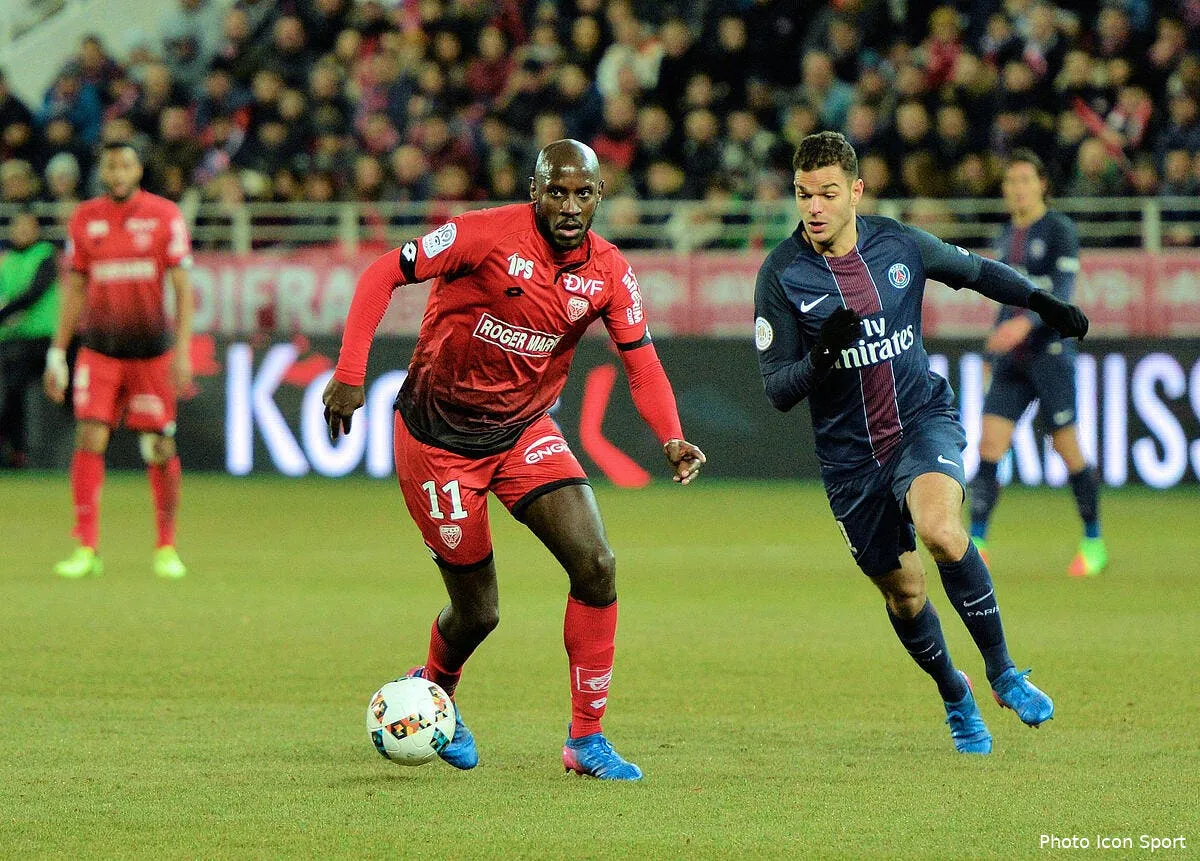 psg ben arfa a nice cet ete meme pas en reve calme rivere iconsport poy 040217 05 27184613